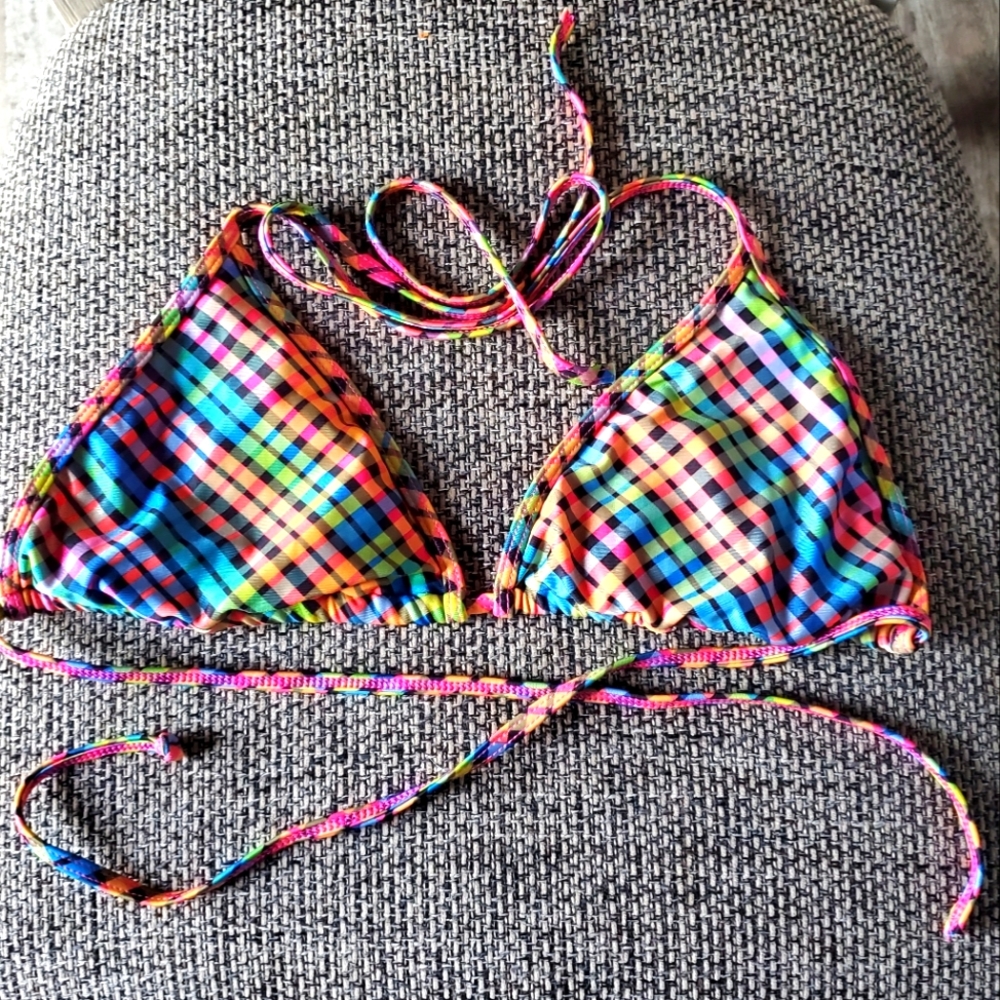 The realm string bikini top size L